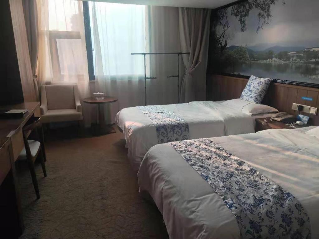 Kaibin International Hotel Jingdezhen Bagian luar foto